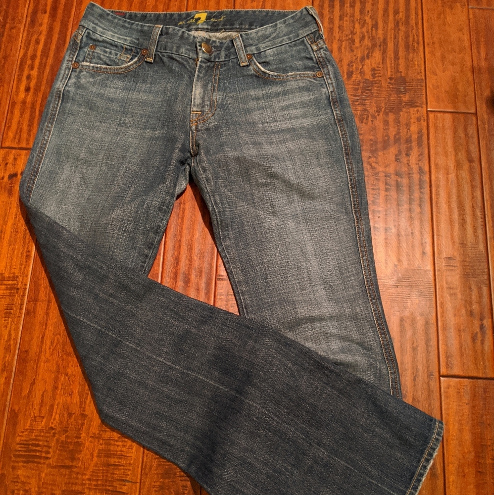 EUC 7 Seven for all Mankind Jeans "A" Pocket sz 28
